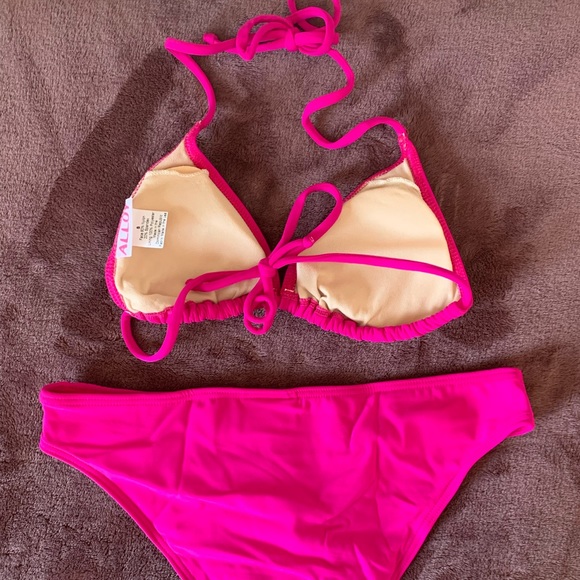 Pink Bikini 👙 - Picture 4 of 5